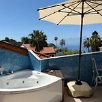 Hotel Mavi & Ani 3*