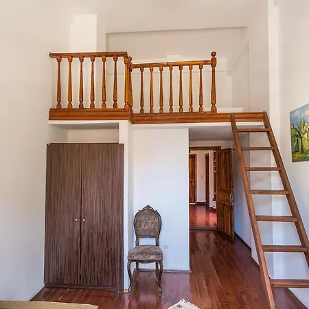 Szálloda Mavi & Ani 3*