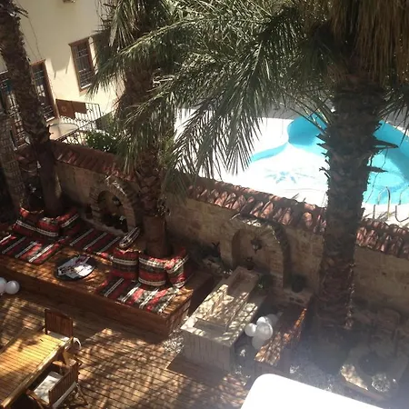 Mavi & Ani Hotel